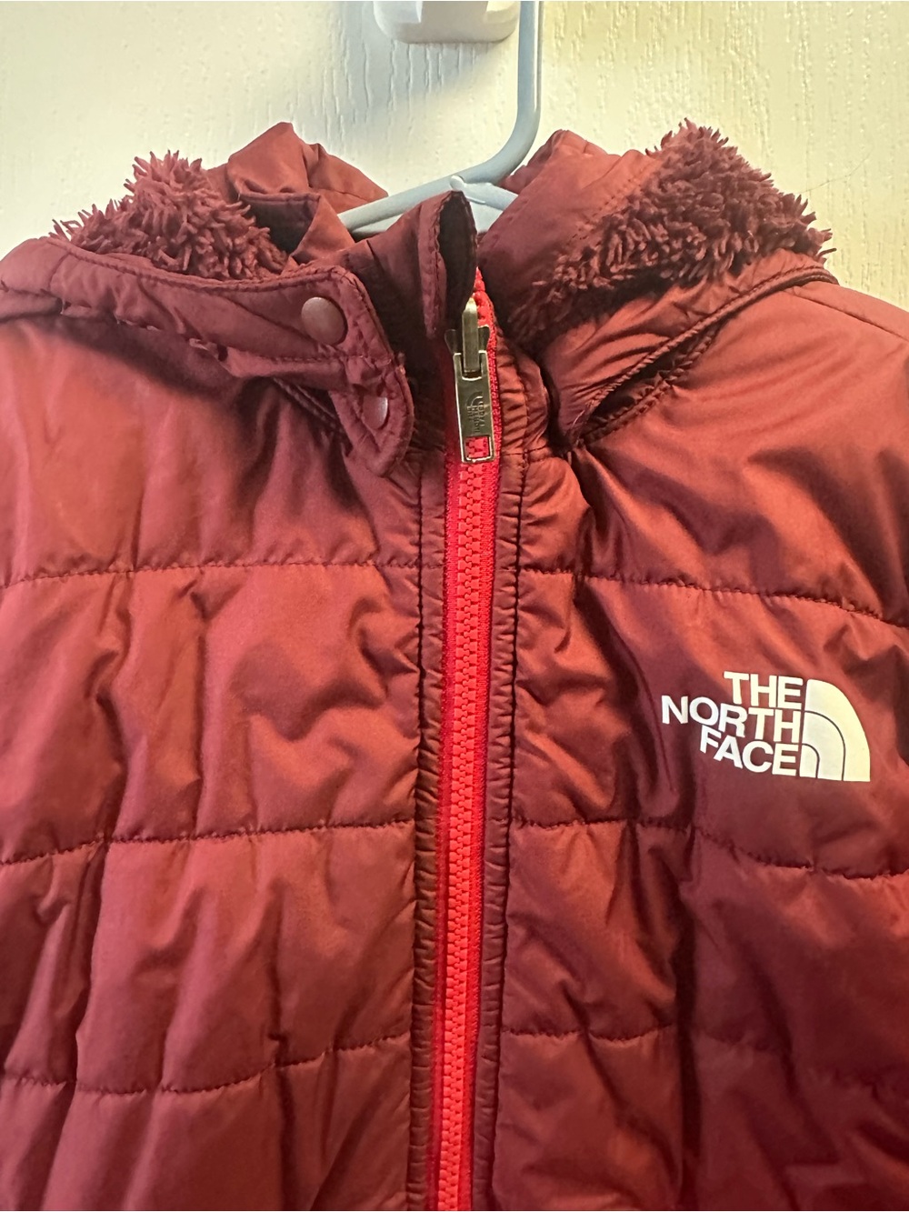 The North Face Kids Two-Tone Red Burgundy Quilted Jacket - Picture 2 of 5